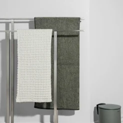 Dekoration|Badzubehör>Blomus Handtuchständer silberfarben