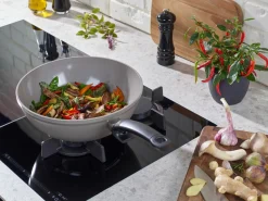 Woks><noscript><img width=
