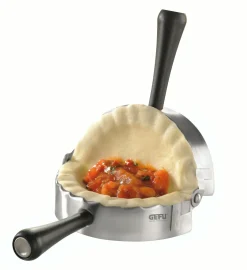 Küchenzubehör>Gefu Ravioli/Maultaschenformer schwarz
