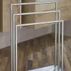 Badaccessoires> Handtuchständer silberfarben