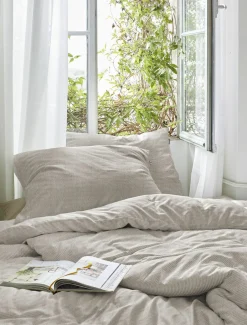 Seersucker><noscript><img width=