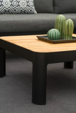 Loungetische><noscript><img width=