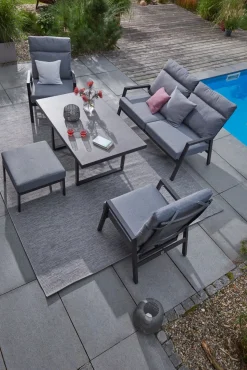 Loungetische><noscript><img width=
