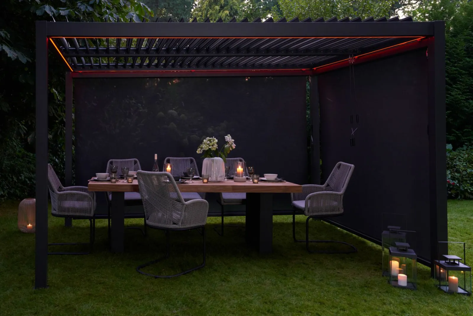 Sichtschutz Zubehör>OUTDOOR Seitenrollo für Gartenpergola grau