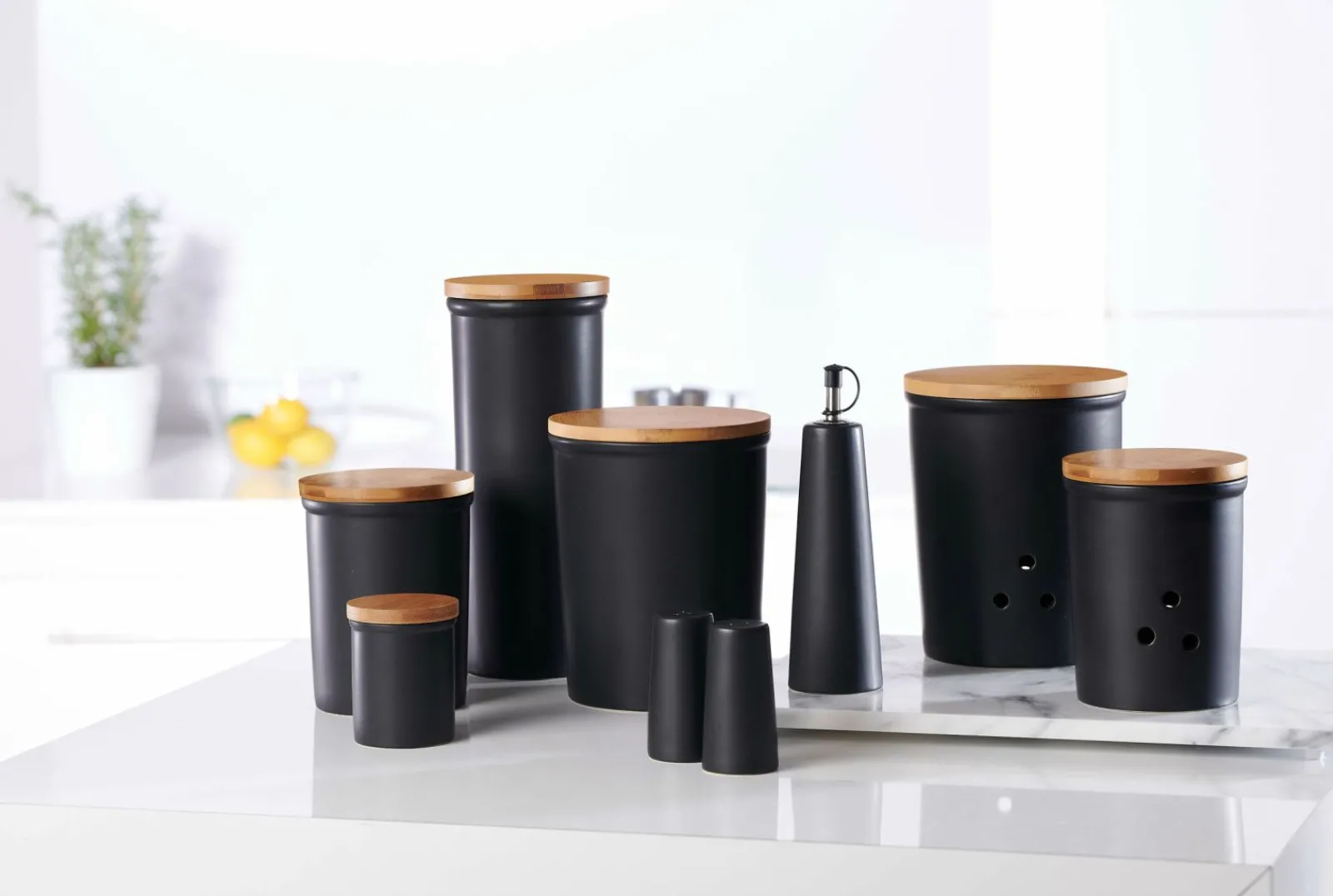 Vorratsdosen>Ritzenhoff & Breker Vorratsdose 1,8l schwarz