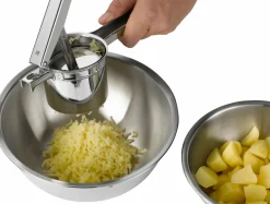 WMF Kartoffelpresse silberfarben^ Küchenzubehör